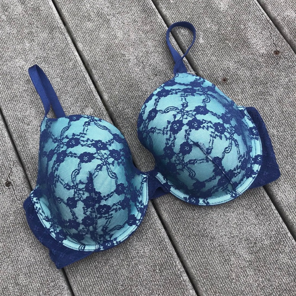 ❄️ Navy Lace and Light Blue Perfect Coverage Bra